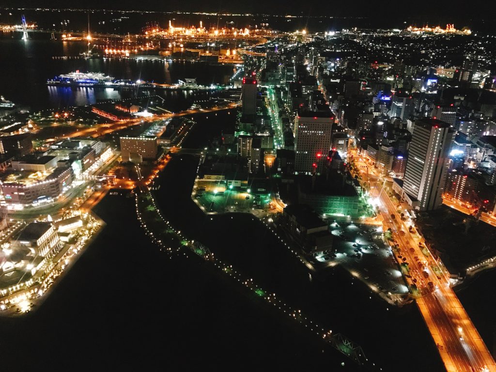 上空から見た汽車道の夜景