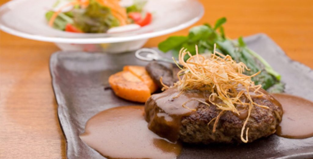 神戸牛ステーキ志んのフォアグラ入り神戸牛ハンバーグランチ