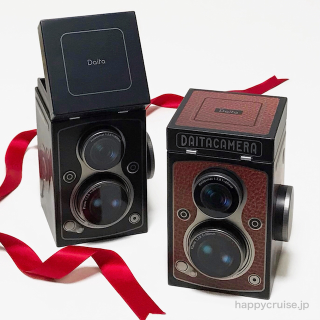 【カルディ×バレンタインギフト2023】二眼レフカメラ缶チョコレート 茶色、黒