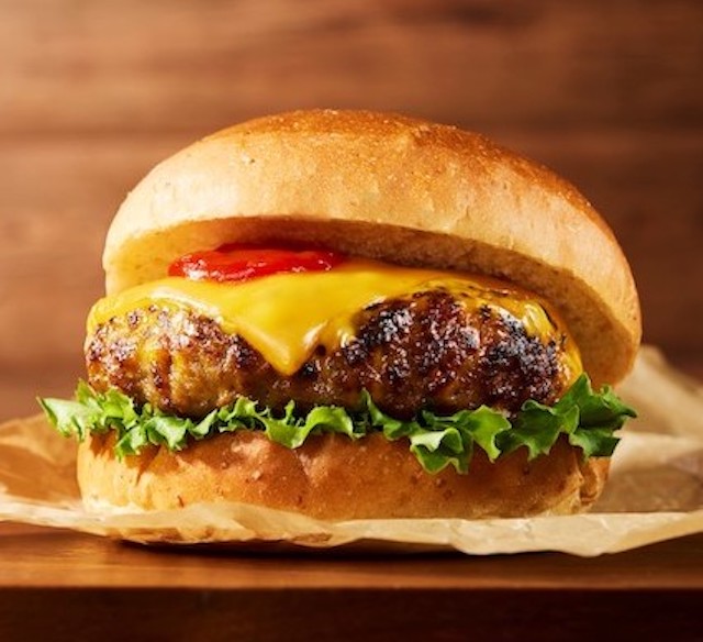 GW企画【イオンのお惣菜】『肉の旨味あふれるチーズバーガー』『自慢のメンチカツバーガー』登場！
