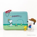 950円なの!?【カルディ】ゼリー8個入り「スヌーピーカラビナ付きジッパーティン」が可愛すぎる〜♡