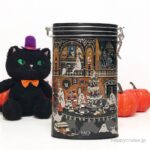 まさかの680円!?【カルディ】おいしい焼き菓子入り『ハロウィンキャニスター缶』が可愛すぎる〜♡