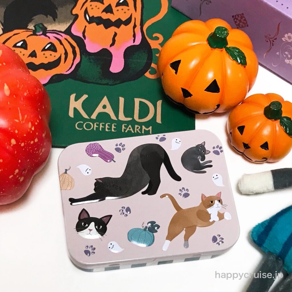 ウソ、260円なの!?【カルディ】キャンディ入り『ハロウィン黒猫ミニ缶』が可愛すぎる〜♡