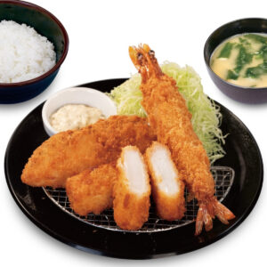 【松のや】海鮮トリオきたーっ！タルタルたっぷり「海鮮盛合せ定食」で旬のごちそうタイム