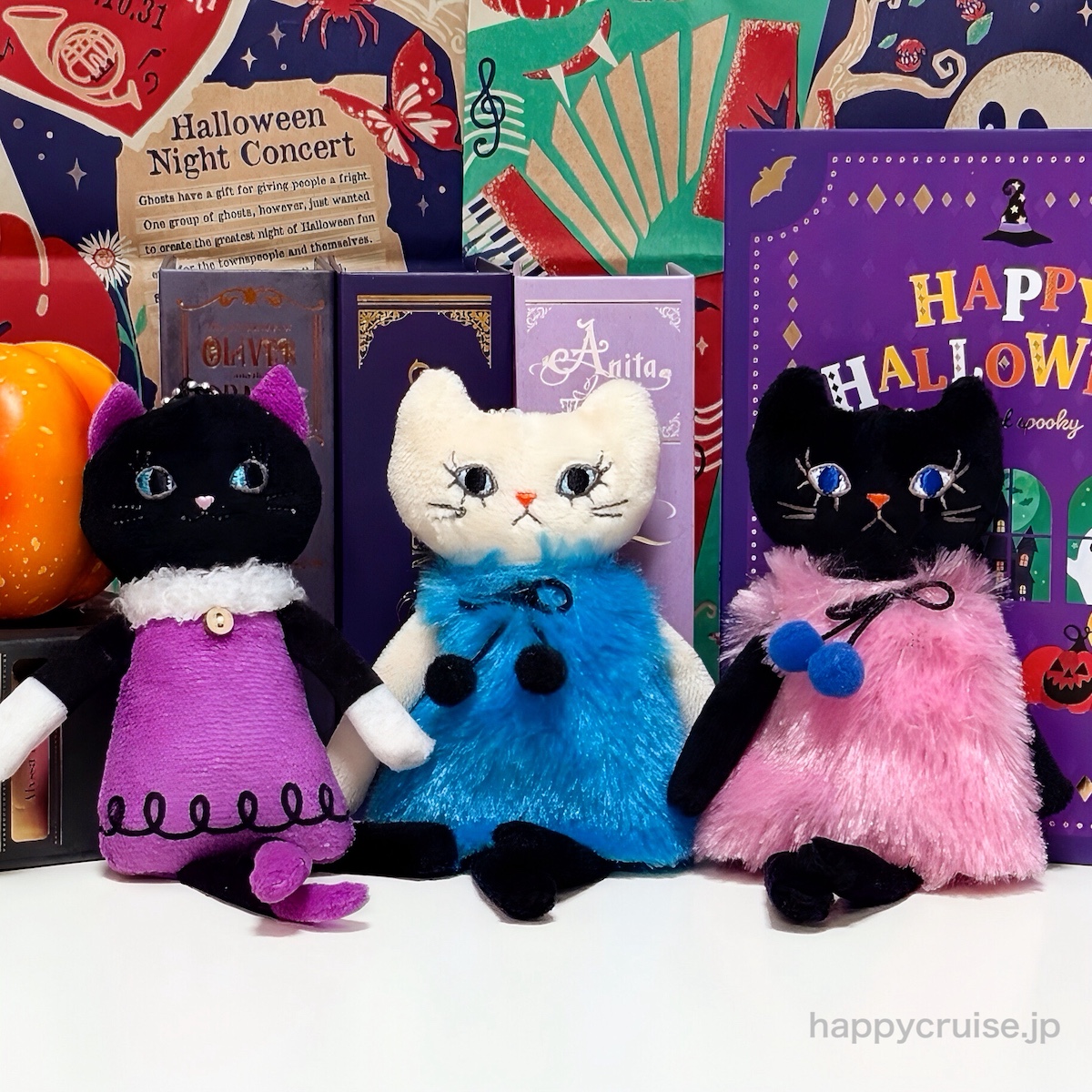 520円なの!?【カルディ】キャンディ付き「ハロウィン猫キーホルダー」がめっちゃ可愛い〜♡