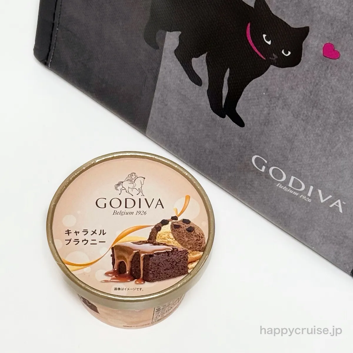 イオンで発見【ゴディバのアイス福袋】かわいい黒猫柄の保冷ポーチ付き!今なら200WAONPOINTついてくる〜♡