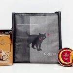 イオンで発見【ゴディバのアイス福袋】かわいい黒猫柄の保冷ポーチ付き！今なら200WAONPOINTついてくる〜♡