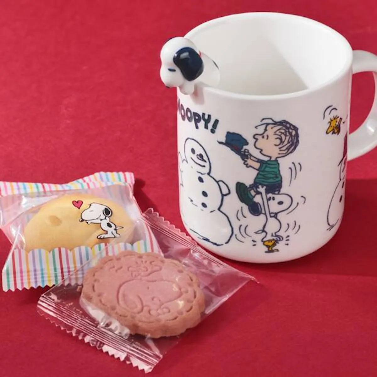 【カルディ】ダンキンスヌーピーカップ クリスマス〈スノーマン〉1,397円(税込)