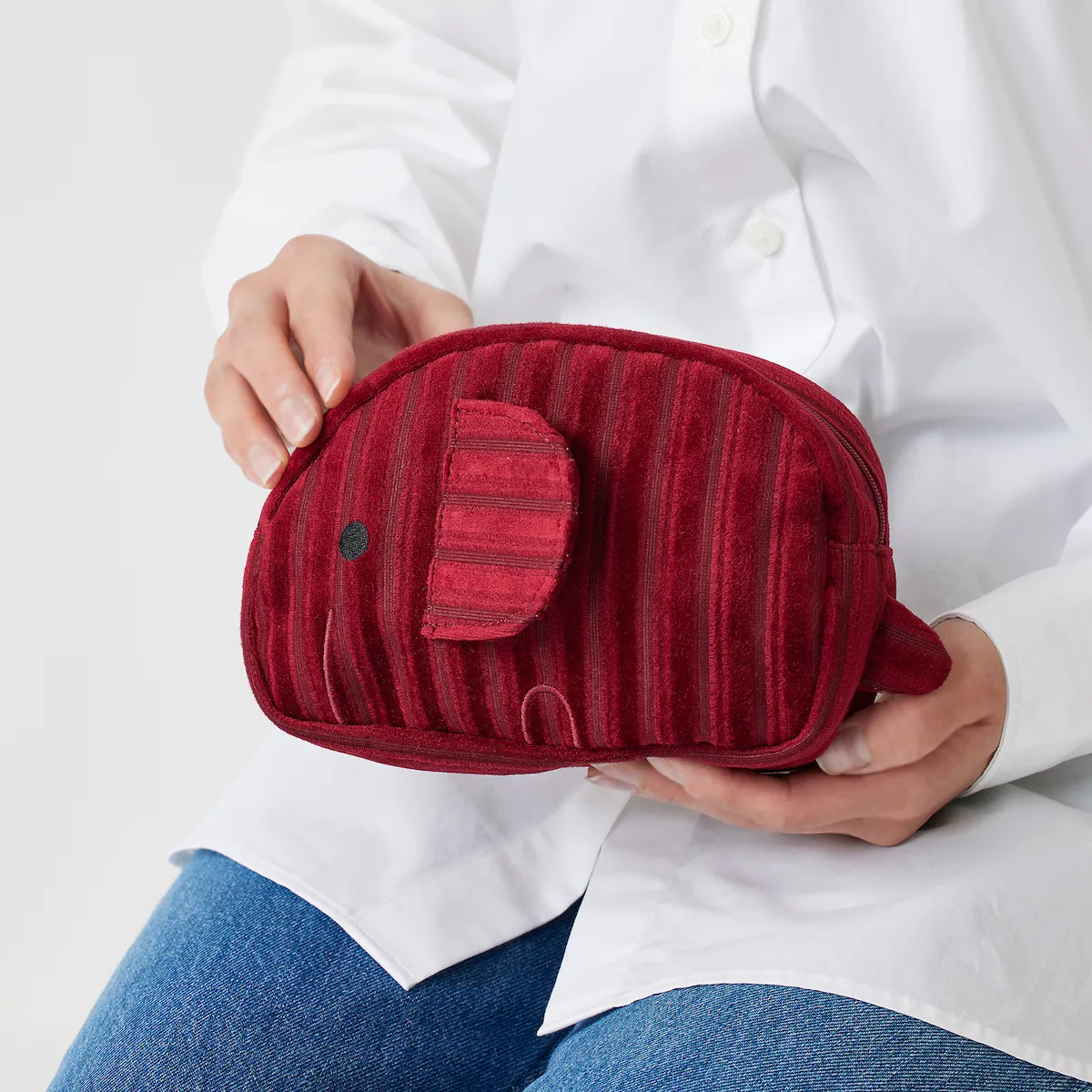 【コメダ×ドムドム】福袋で話題沸騰!ソファー柄どむぞうくんキーホルダー&ポーチの単品販売きたー♡おかげ庵デザインも♪