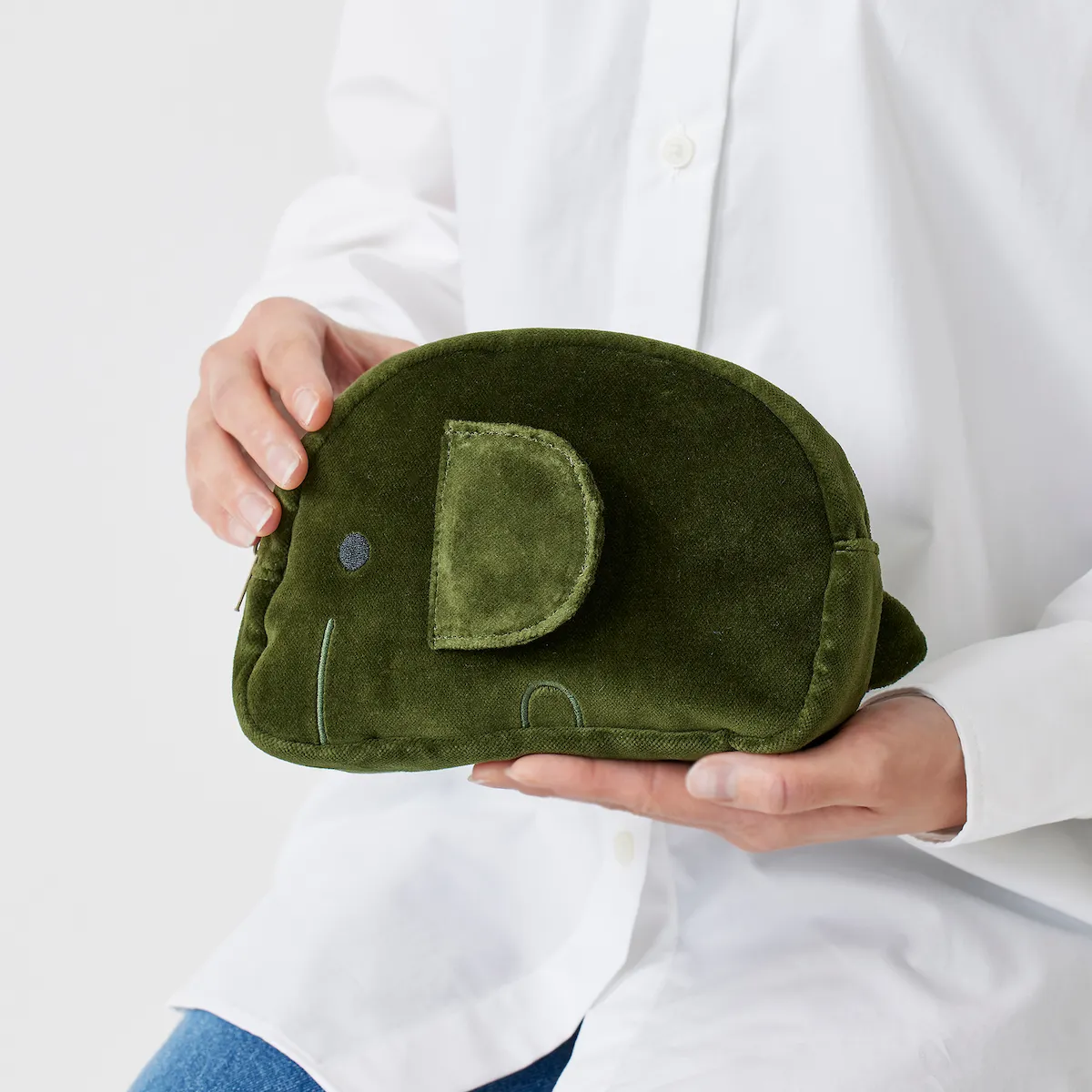 【コメダ×ドムドム】福袋で話題沸騰!ソファー柄どむぞうくんキーホルダー&ポーチの単品販売きたー♡おかげ庵デザインも♪