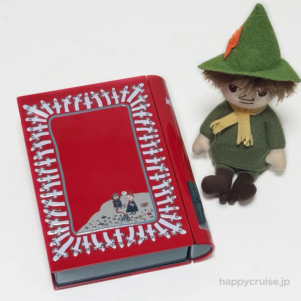 999円なの!?【カルディ】クリスマスお菓子ギフト『ムーミンブックティン』が可愛すぎる〜♡