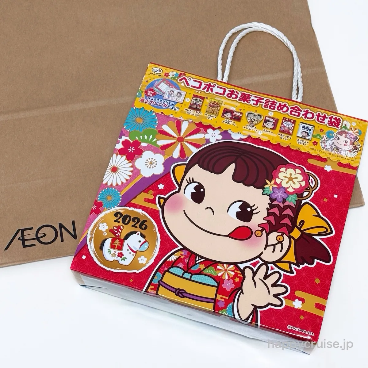 イオンで争奪戦!?【ペコちゃん新春福袋2026】お得でかわいい中身を大公開♡