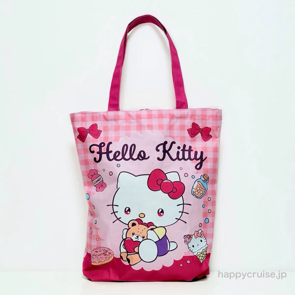 イオンで争奪戦!?【ハローキティ福袋2026】トートバッグ付き豪華4点セットが1,000円は破格でしょ♡