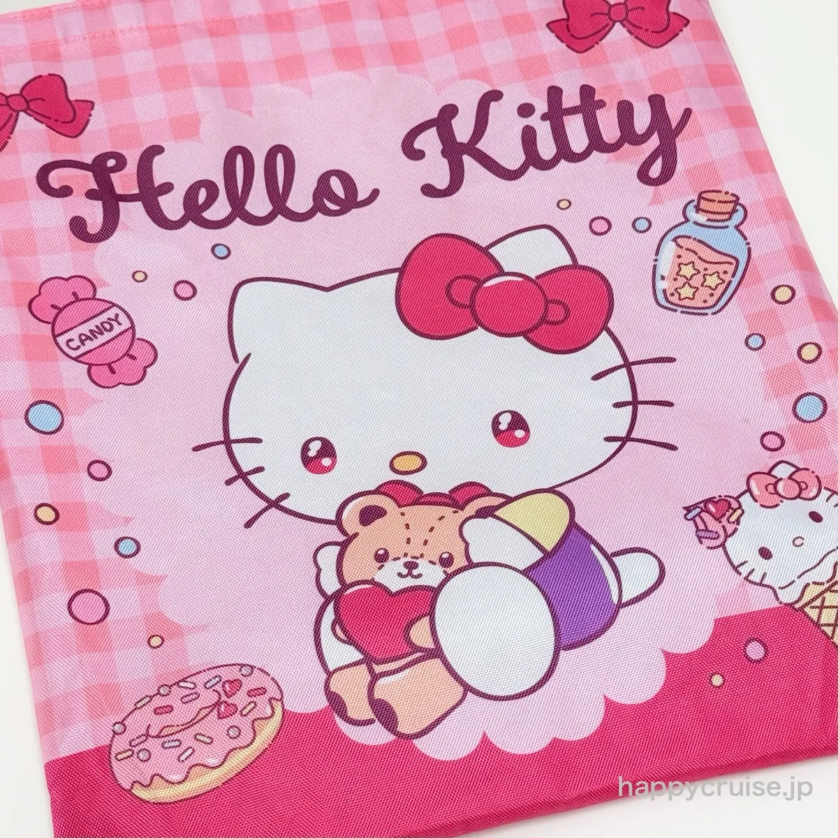 イオンで争奪戦!?【ハローキティ福袋2026】トートバッグ付き豪華4点セットが1,000円は破格でしょ♡