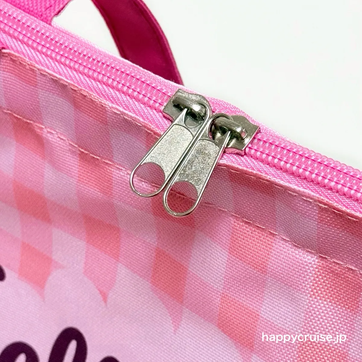 イオンで争奪戦!?【ハローキティ福袋2026】トートバッグ付き豪華4点セットが1,000円は破格でしょ♡