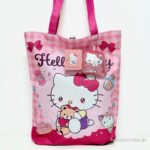 イオンで争奪戦!?【ハローキティ福袋2026】トートバッグ付き豪華4点セットが1,000円は破格でしょ♡