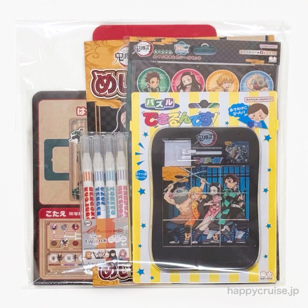 イオンで争奪戦!?【鬼滅の刃 福袋2026】シールがいっぱいのハッピーバッグが1000円は大優勝！お得な中身を大公開！