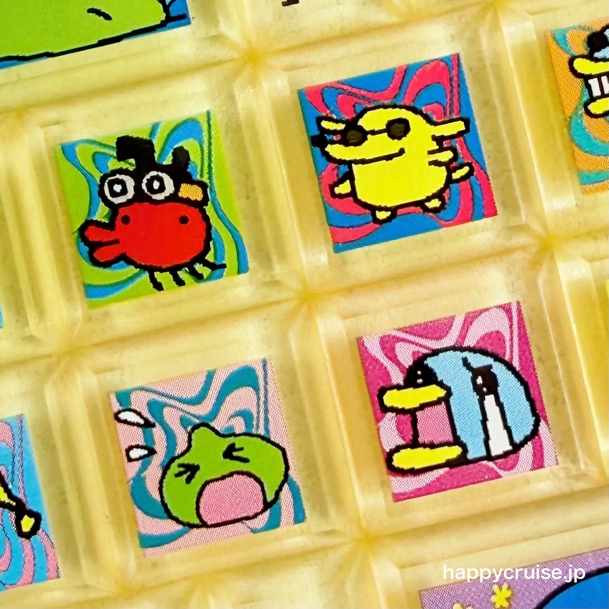 【たまごっちタイルシール】初代「たまごっち(まめっち)」と「新種発見!!たまごっち(みみっち)」デザイン