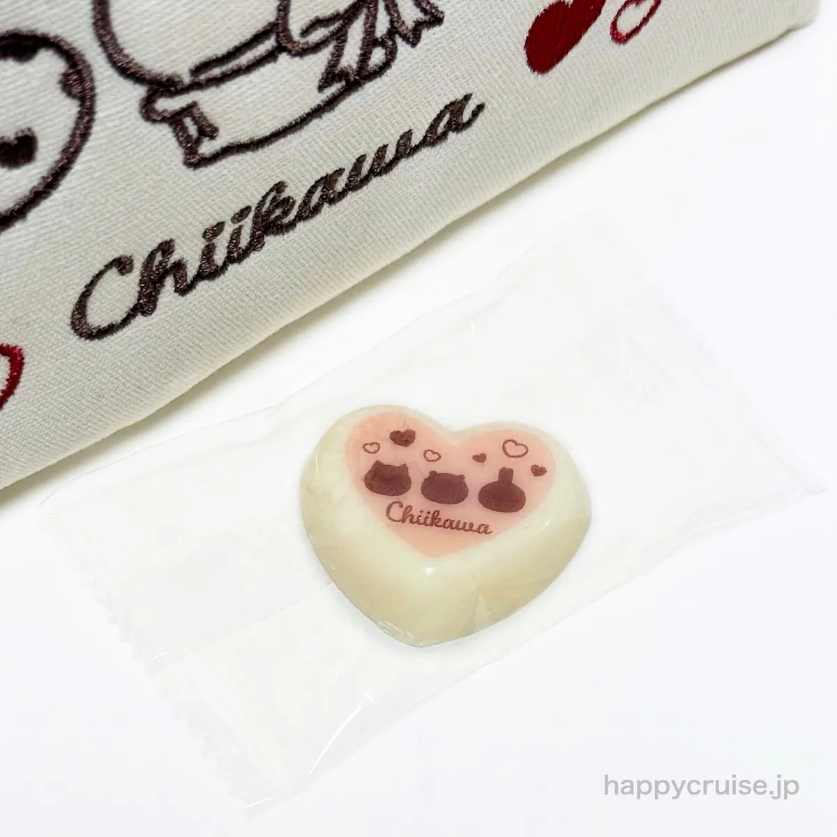 【ちいかわバレンタイン2026】ハートチョコ入り♡ポーチギフトが飛び売れ中の大人気!