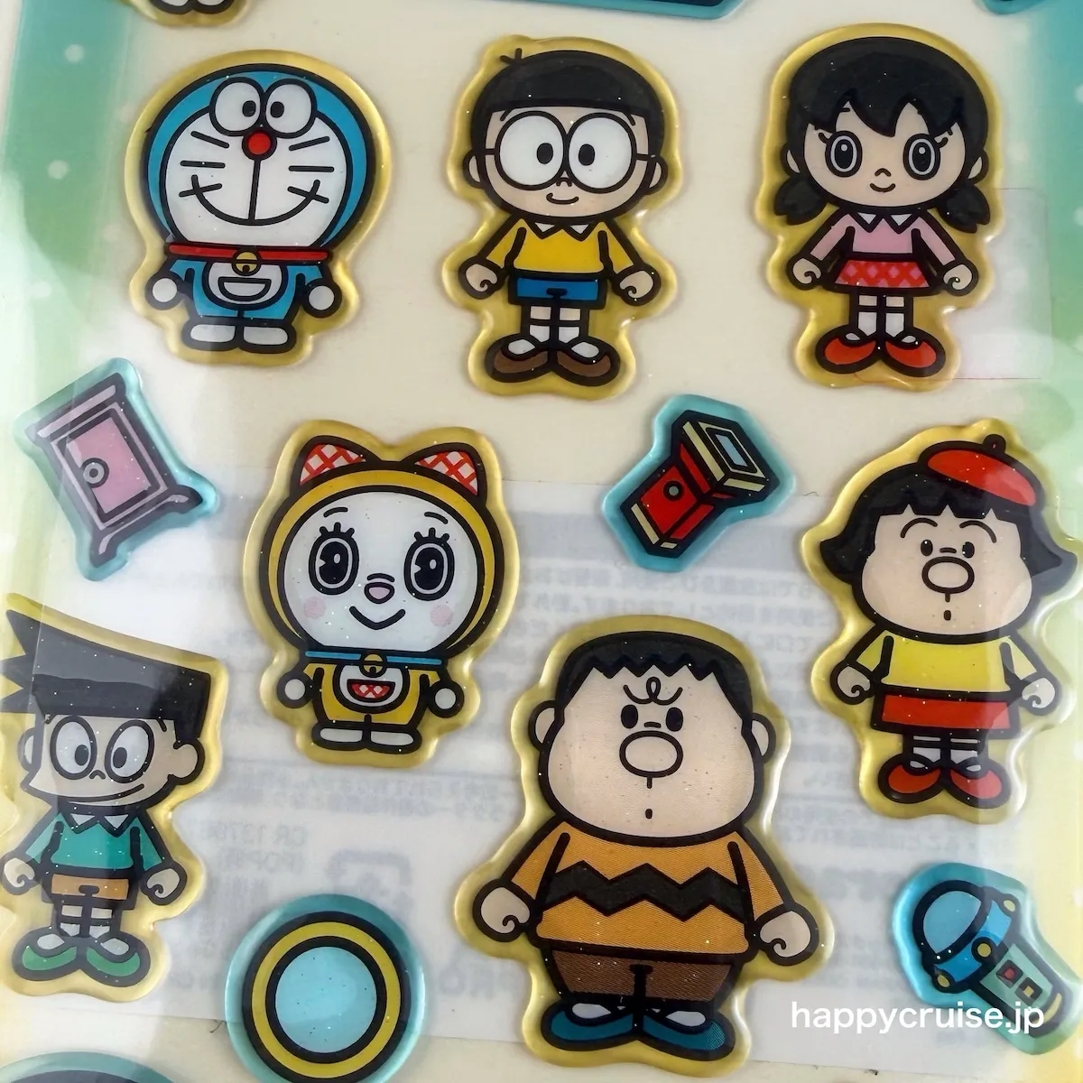 【ドラえもん】新作の立体シール「ドロップジェリーシール」4種類(トラベルさんぽ・POP柄・ぬいぐるみいっぱい/海・おうちじかん)が可愛すぎた‥♡ 2026年2月27日(金)に映画館グッズ売り場で買えたよ♪