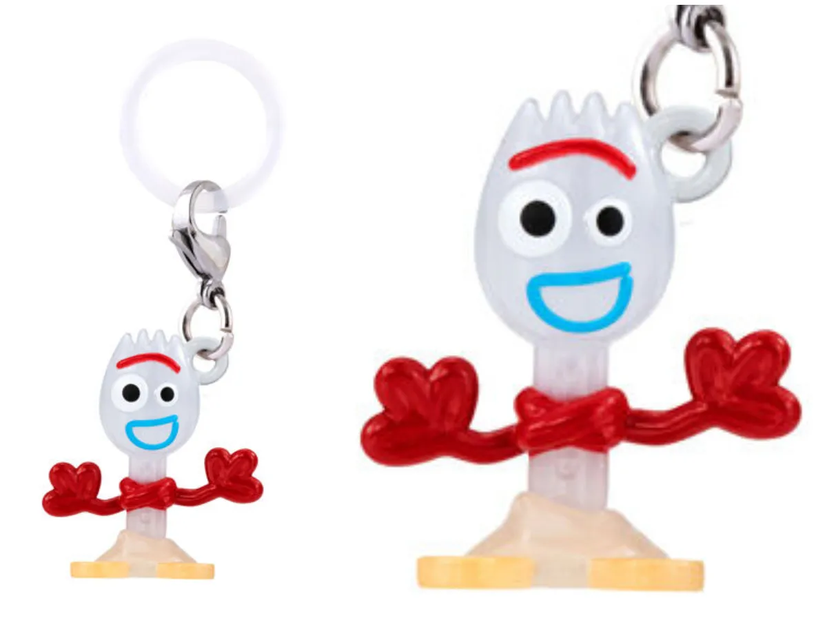 バンダイ ガシャポン ディズニー TOY STORY5 (トイストーリー5)めじるしアクセサリー【フォーキー】全体像とアップ画像