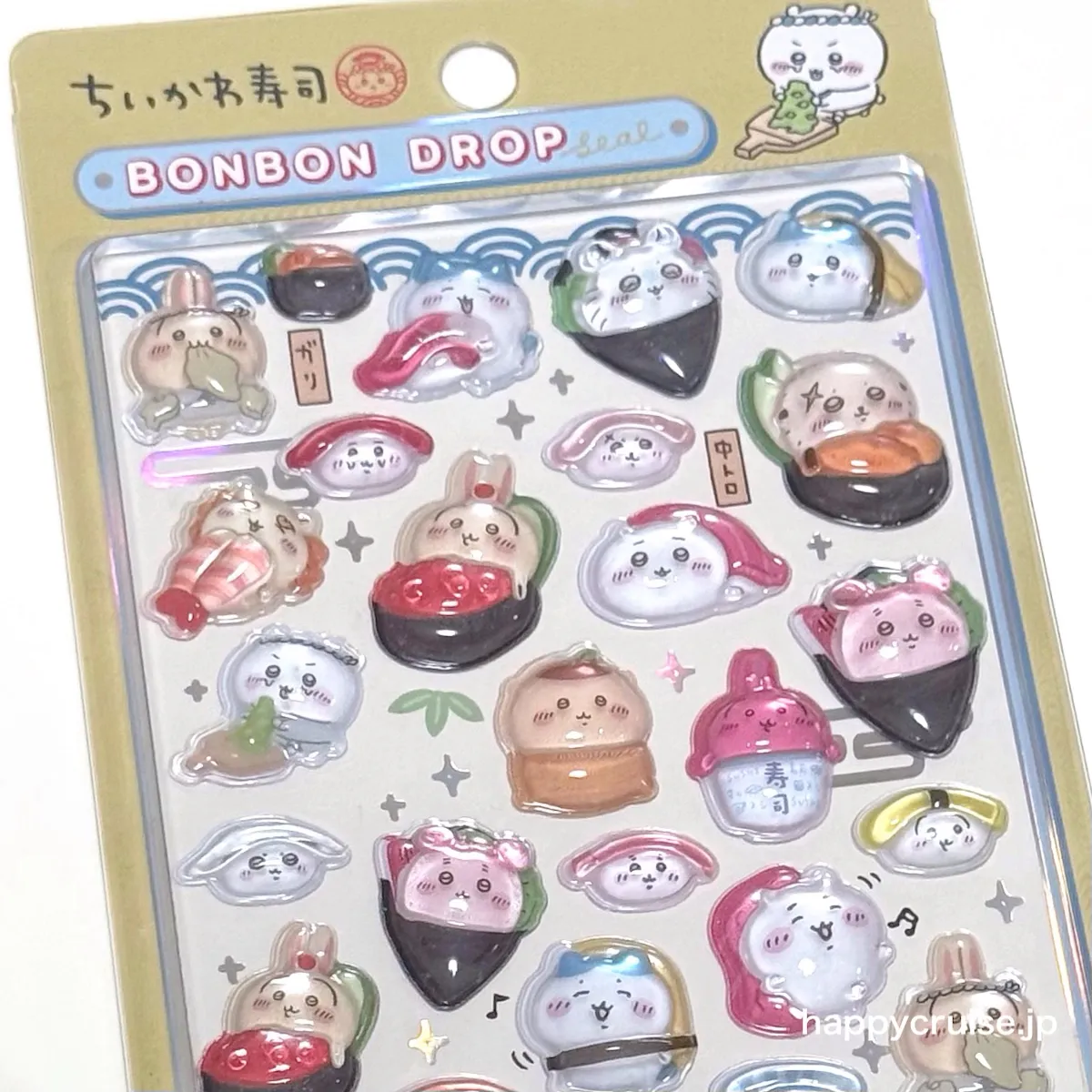 【ちいかわボンドロ】ちいかわ ボンボンドロップシール 第3弾 「ちいかわ寿司」¥550(税込)パッケージ外観と商品アップ画像(HAPPY CRUISE オリジナル画像)