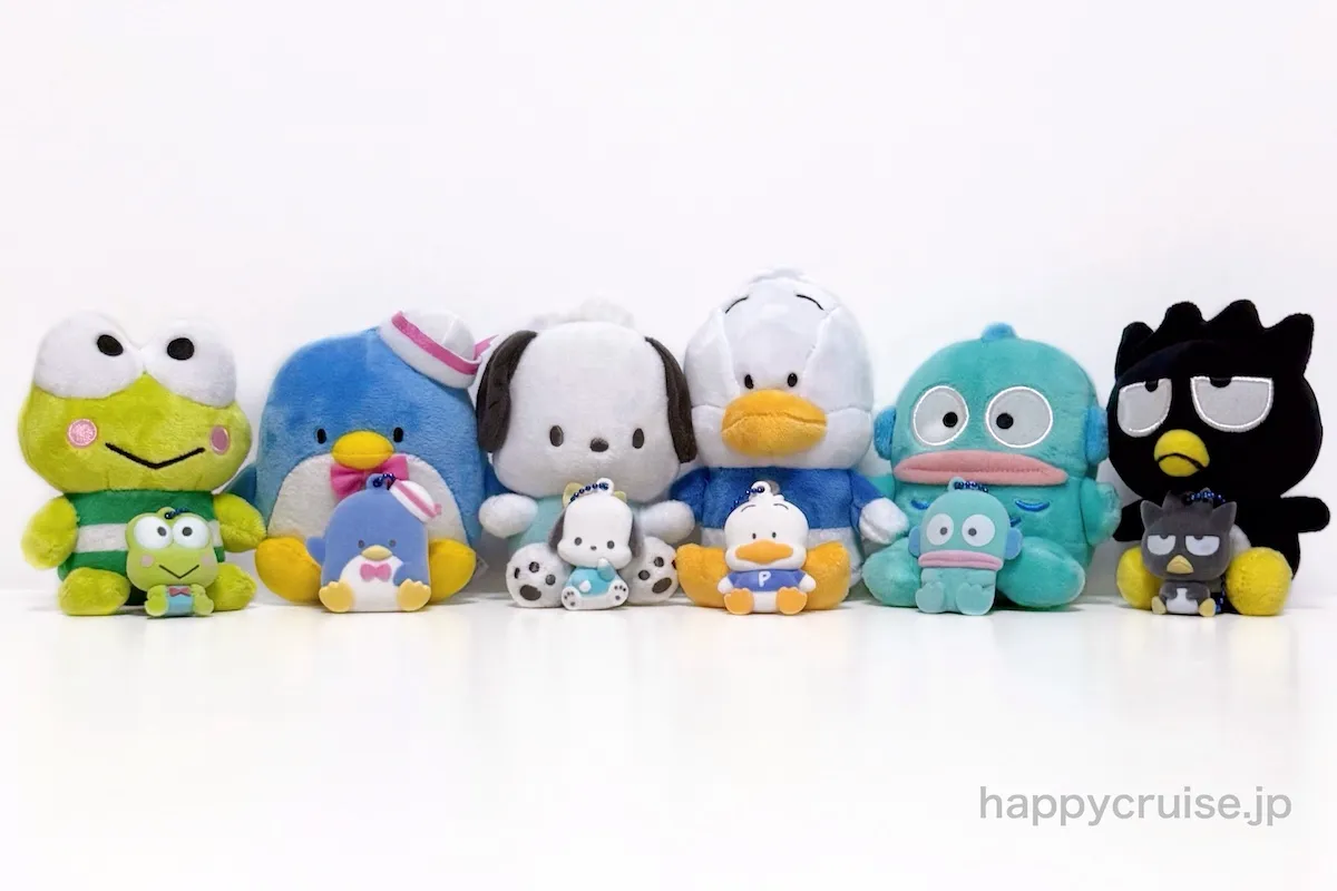 タカラトミー ガチャ「サンリオキャラクターズ ふわわフロッキーマスコット2 ~ハンサムブルー~」全6種フルコンプ(ポチャッコ・あひるのペックル・タキシードサム・ハンギョドン・けろけろけろっぴ・バッドばつ丸)の集合写真(HAPPY CRUISE オリジナル画像)
