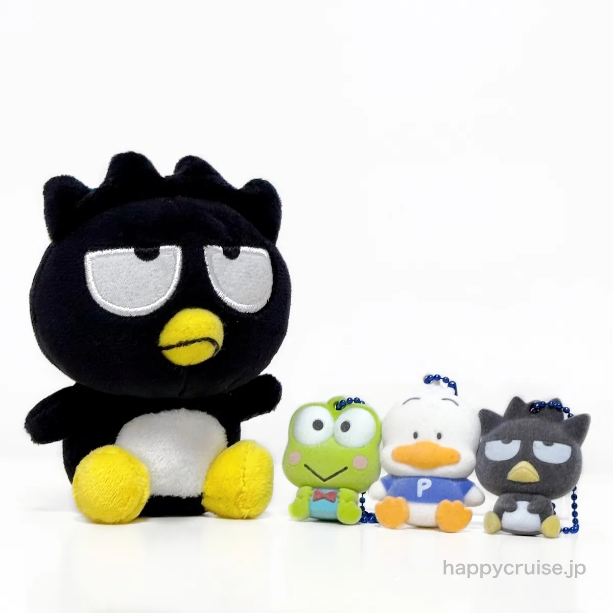 タカラトミー ガチャ「サンリオキャラクターズ ふわわフロッキーマスコット2 ~ハンサムブルー~」全6種フルコンプ(ポチャッコ・あひるのペックル・タキシードサム・ハンギョドン・けろけろけろっぴ・バッドばつ丸)の集合写真(HAPPY CRUISE オリジナル画像)