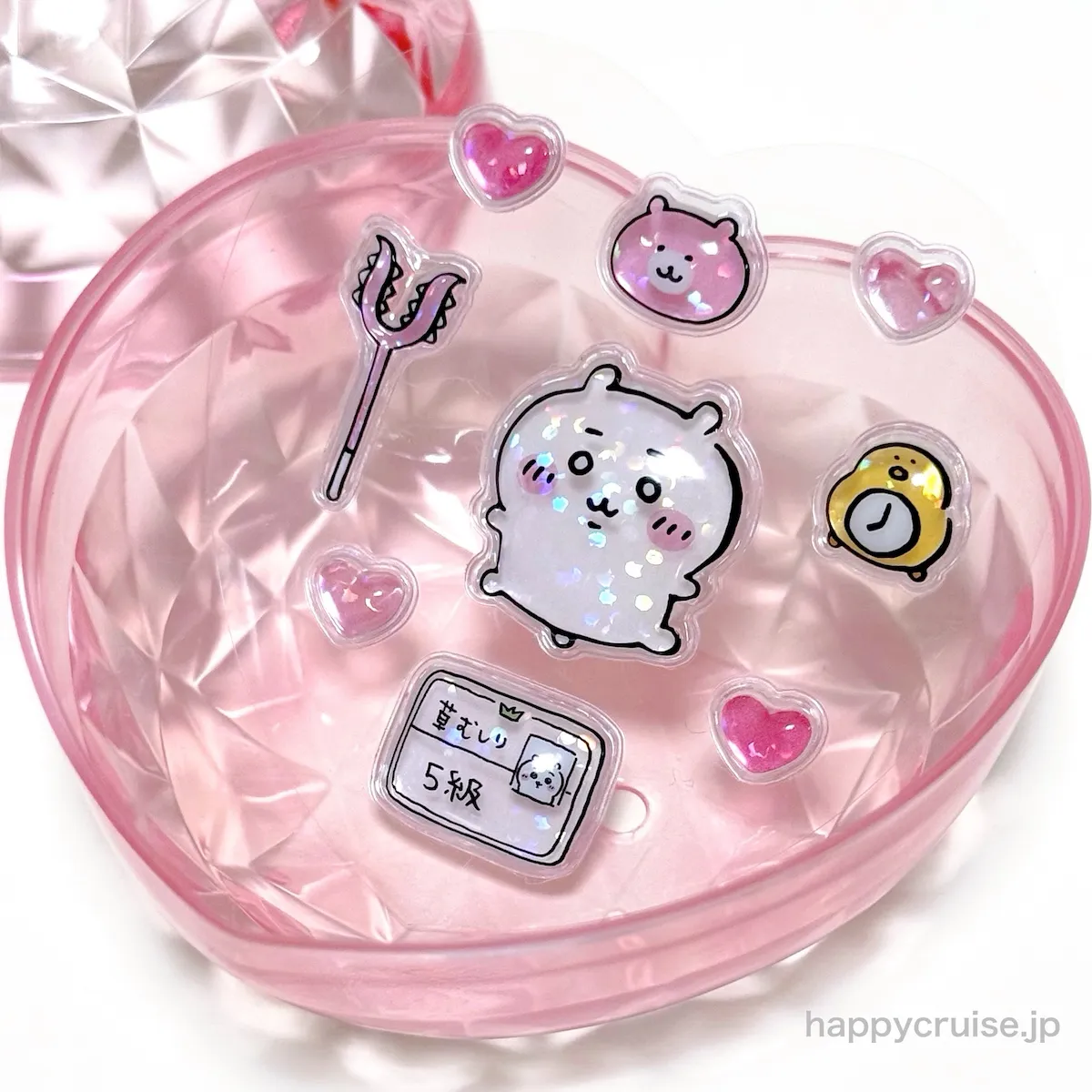 パレードのカプセルトイ【ちいかわ新作ガチャ】「ちいかわ PUKU CHURU seal①(ぷくちゅるシール)」ハート型カプセル入り【ちいかわデザイン】(HAPPY CRUISE オリジナル画像)