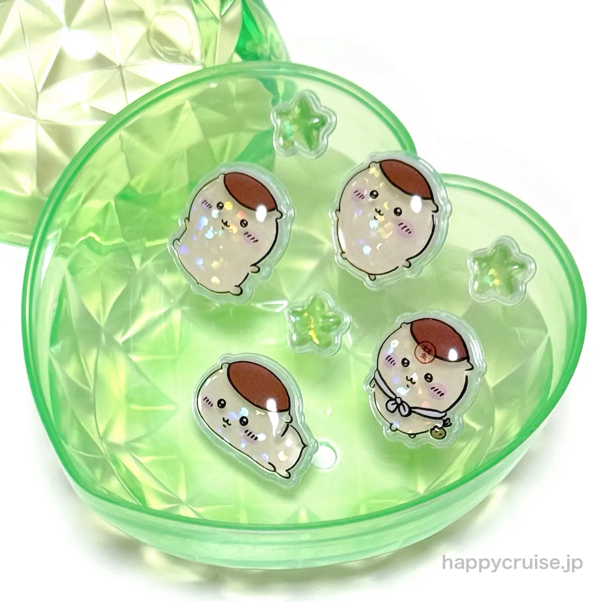 パレードのカプセルトイ【ちいかわ新作ガチャ】「ちいかわ PUKU CHURU seal①(ぷくちゅるシール)」ハート型カプセル入り【くりまんじゅうデザイン】(HAPPY CRUISE オリジナル画像)